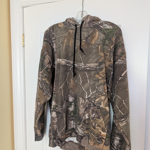 Realtree Camouflage Hoodie Size Large - Picture 2 of 9